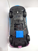 Загрузить изображение в средство просмотра галереи, Ավտոմեքենա հեռակառավարման վահանակով Model Car