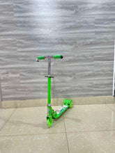 Load image into Gallery viewer, Սամակատ֊սկուտեր, 2701 մանկական