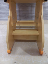 Load image into Gallery viewer, Մանկական գրասեղան՝ աթոռով, 2683