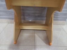 Load image into Gallery viewer, Մանկական գրասեղան՝ աթոռով, 2684