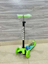 Load image into Gallery viewer, Սամակատ֊սկուտեր, 2699 լույսերով, դիմացը 2 անիվ անհարթ նկարներով