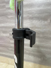 Load image into Gallery viewer, Սամակատ֊սկուտեր, 2699 լույսերով, դիմացը 2 անիվ անհարթ նկարներով