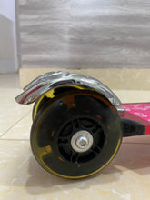 Load image into Gallery viewer, Սամակատ֊սկուտեր, 2704 մանկական