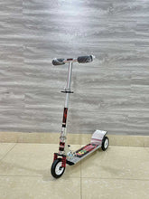 Load image into Gallery viewer, Սամակատ֊սկուտեր, 2705, հետևից 2 անիվեր, գունավոր մետաղ