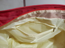 Load image into Gallery viewer, Մայրիկի պայուսակ` CHICO