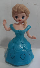 Load image into Gallery viewer, Մանկական խաղալիք լույսերով, երգով Elsa\Sofia\Snowwhite
